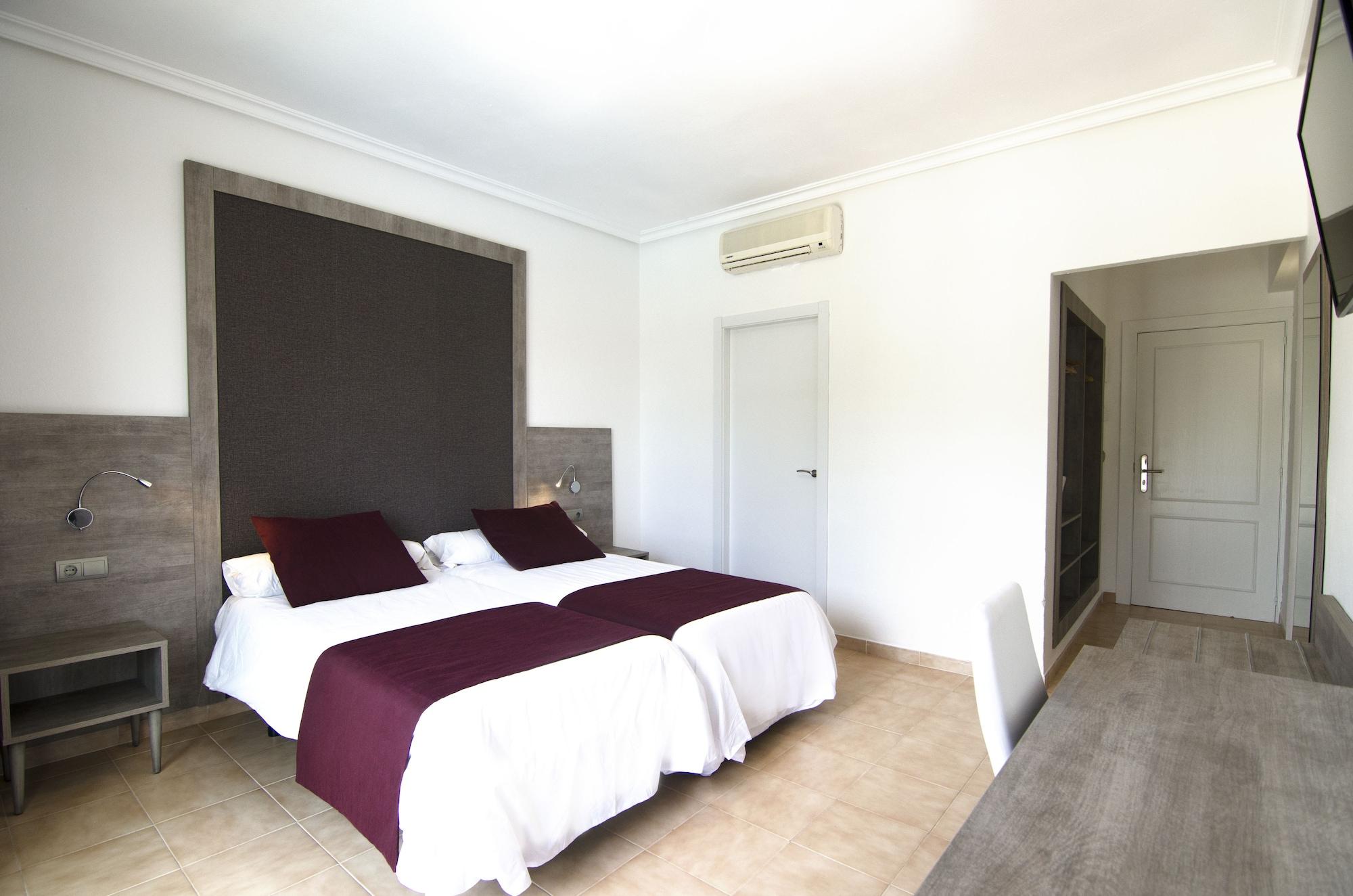 Hotel Vibra Marco Polo I - Adults Only Sant Antoni de Portmany Екстериор снимка