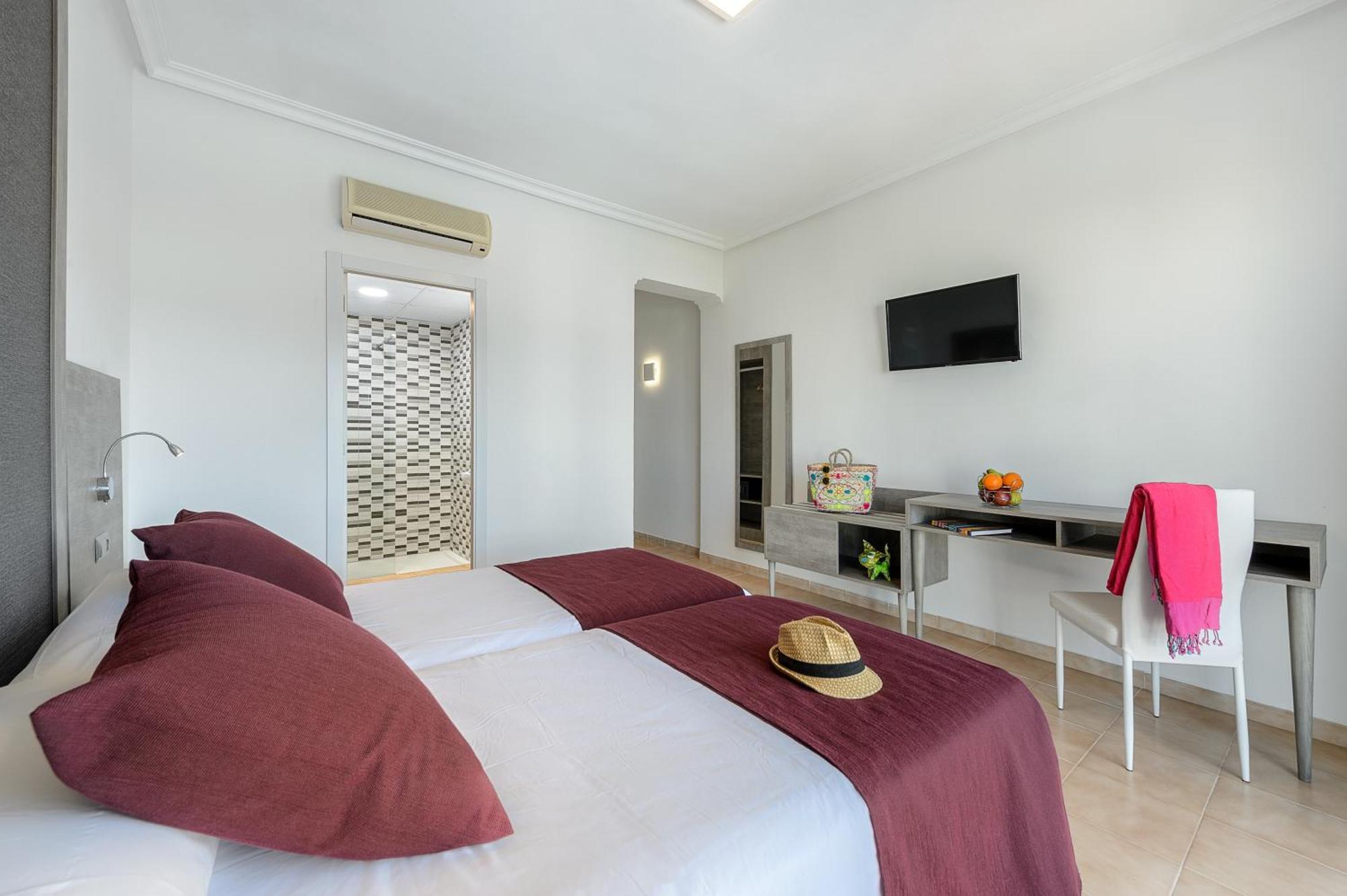 Hotel Vibra Marco Polo I - Adults Only Sant Antoni de Portmany Екстериор снимка