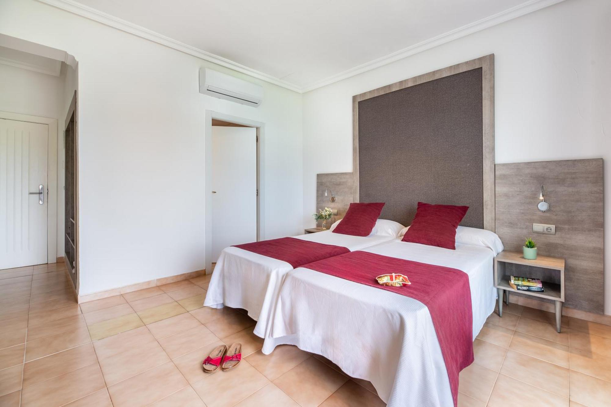 Hotel Vibra Marco Polo I - Adults Only Sant Antoni de Portmany Екстериор снимка